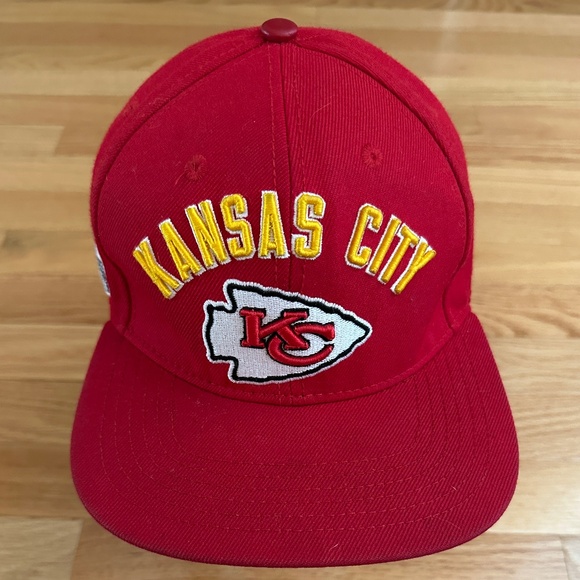 Kansas City Chiefs Red Mens Pro Standard Stacked Snapback Hat Cap - Picture 1 of 16